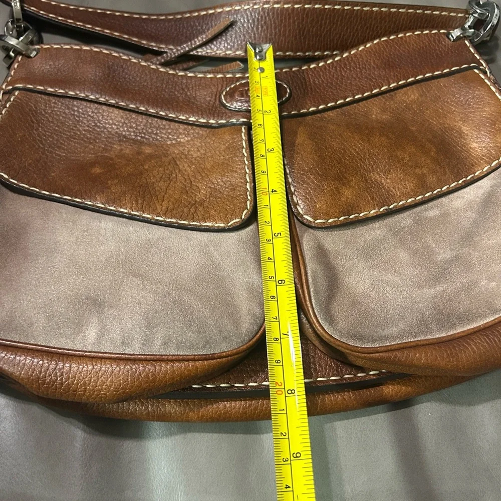 💥SOLD💥 Tod's Leather and Suede Shoulder Bag - Picture 13 of 15